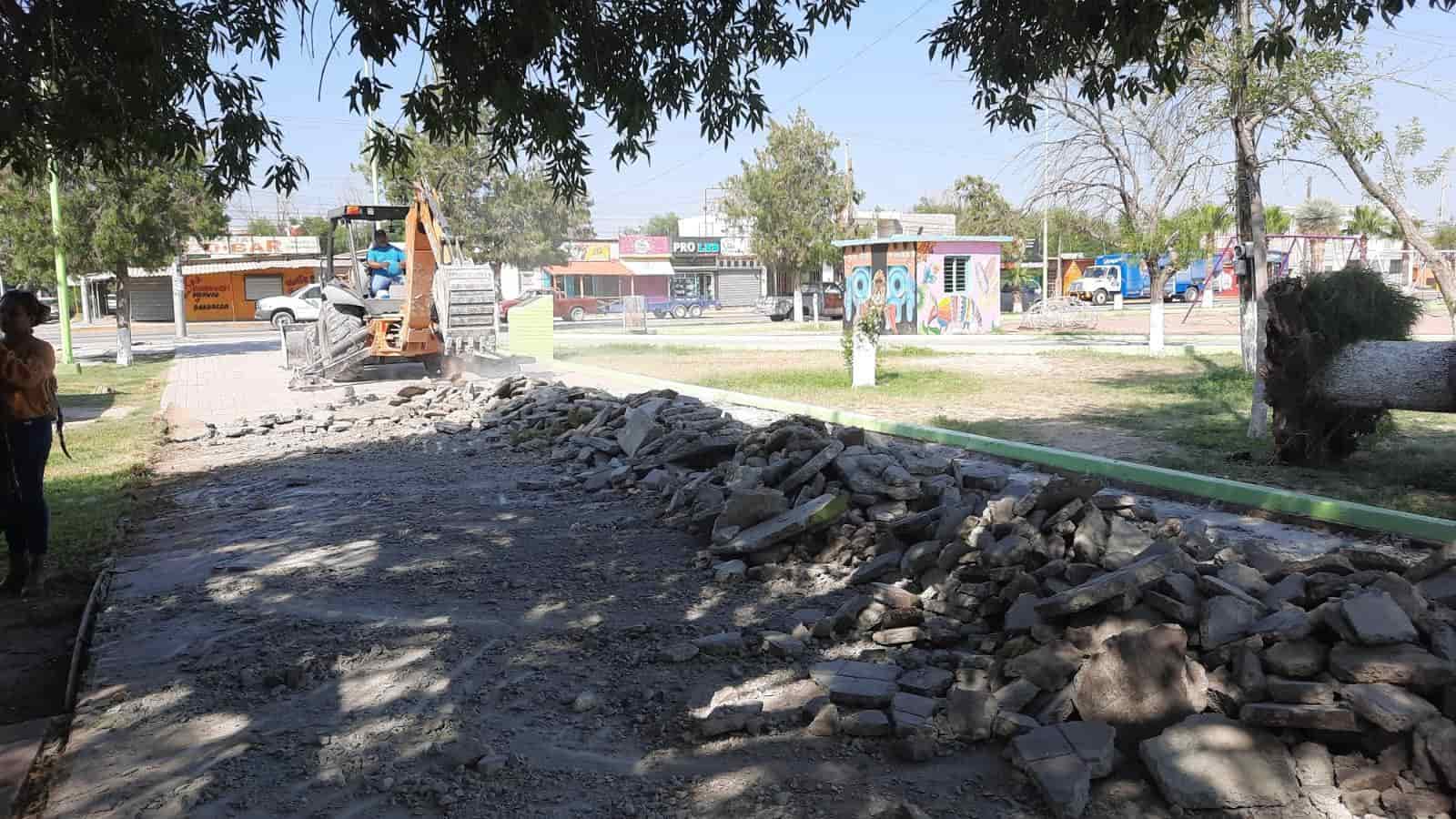 Supervisa alcalde plaza de “la Occi”