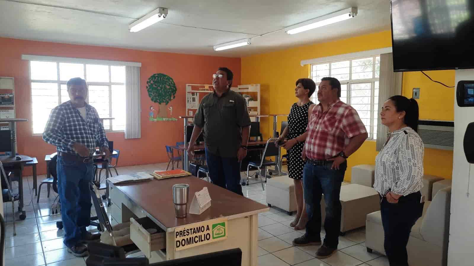 Supervisan bibliotecas en Frontera