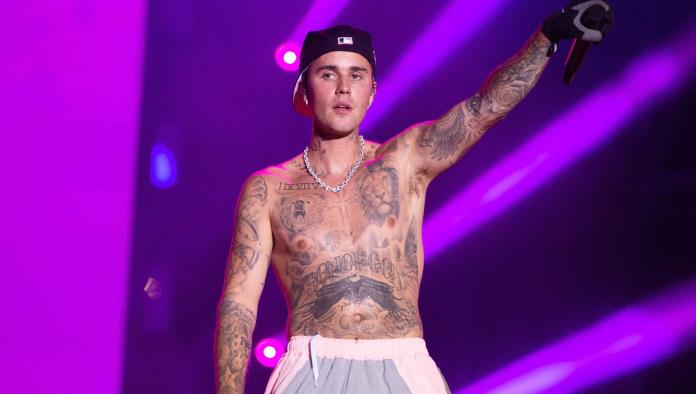 Filtran supuestas fotos de Justin Bieber desnudo en redes sociales