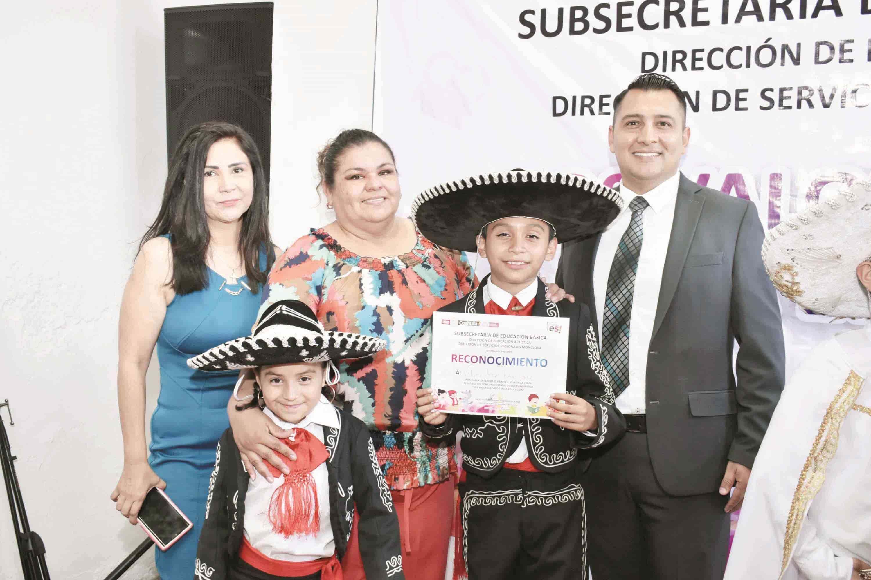 Alisson y Valentín Josafat ganadores en Voces Infantiles