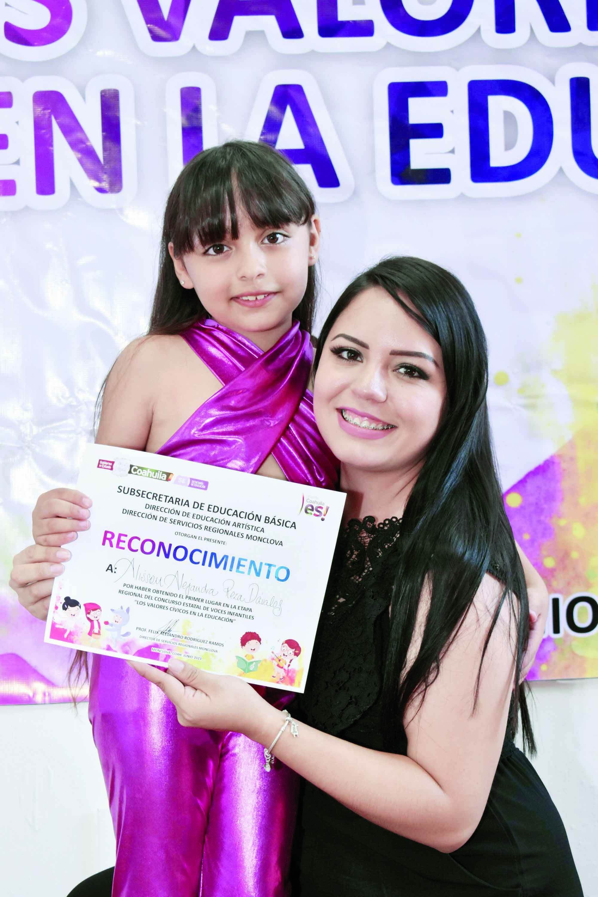 Alisson y Valentín Josafat ganadores en Voces Infantiles
