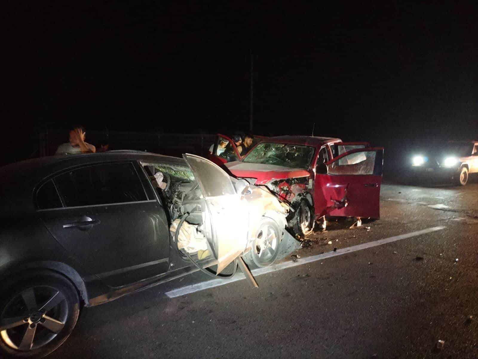 Una madre de familia sin vida  y dos conductores gravemente lesionados