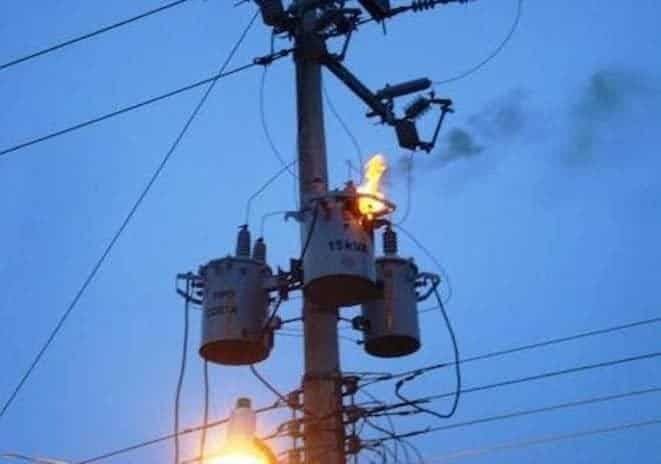 Sufren apagones por oleada de calor