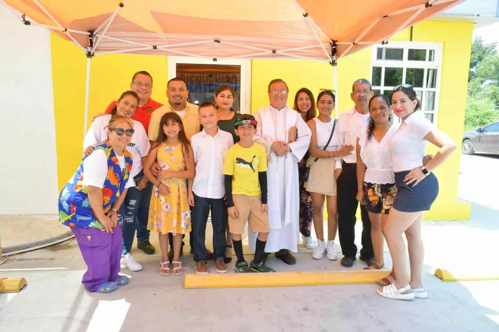 Aumentan negocios en Nava