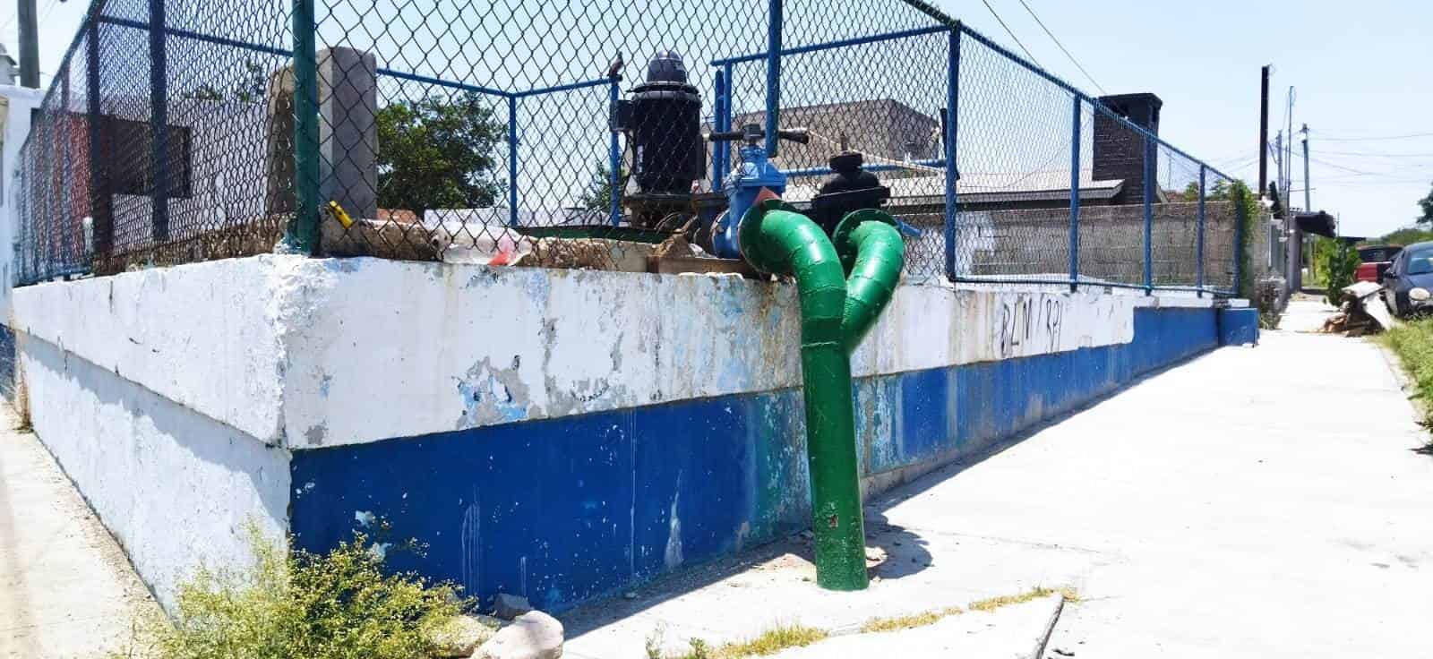 Trabajan cuadrillas de CFE para restablecer servicio eléctrico