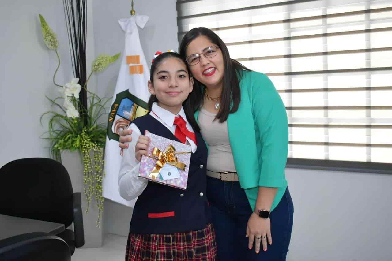 Joven estudiante Navense destaca en olimpiada estatal