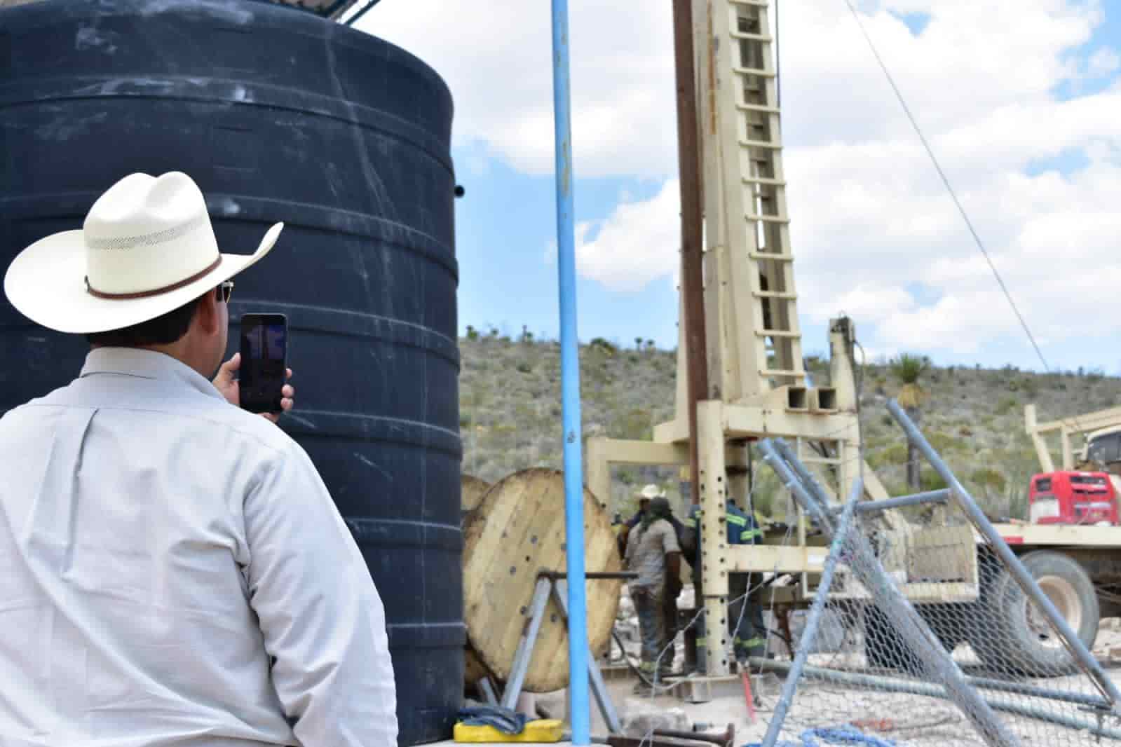 Supervisa Beto obra hidráulica