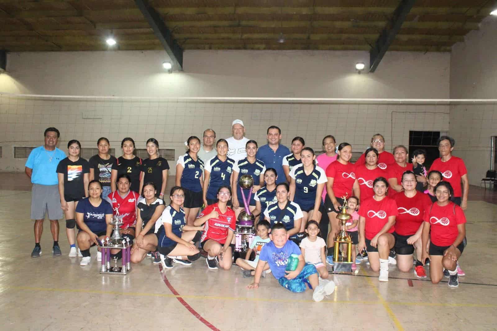 Culmina liga femenil de voleibol en Allende
