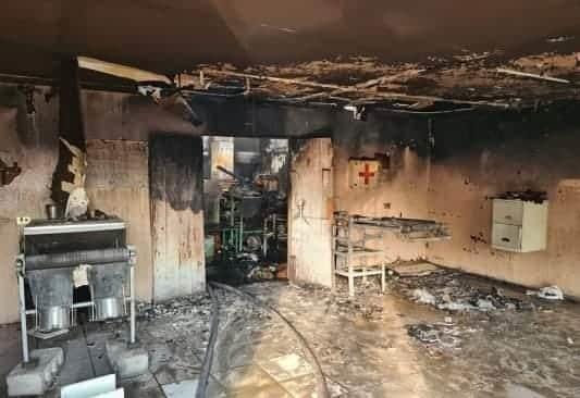 Familia que sufrió el incendio de su negocio, continúa con venta de productos