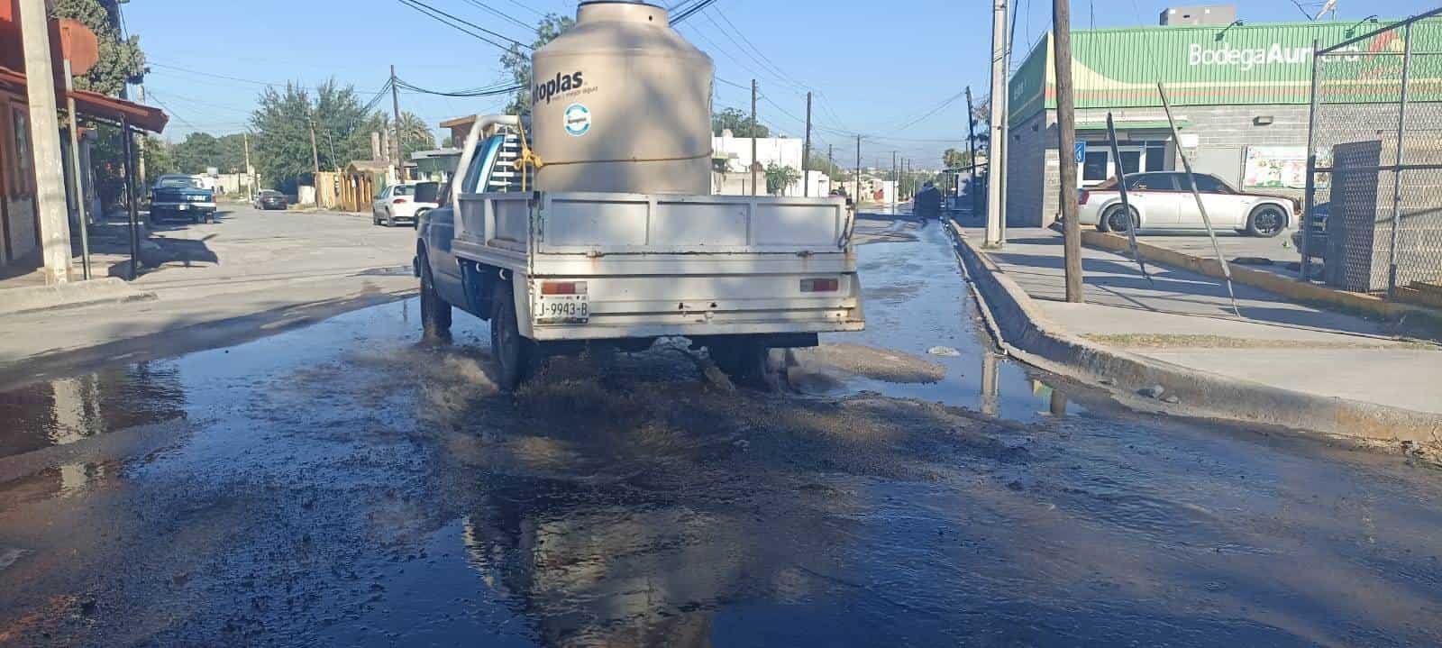 En plena ola de calor; Se reporta gigantesca fuga en Las Flores