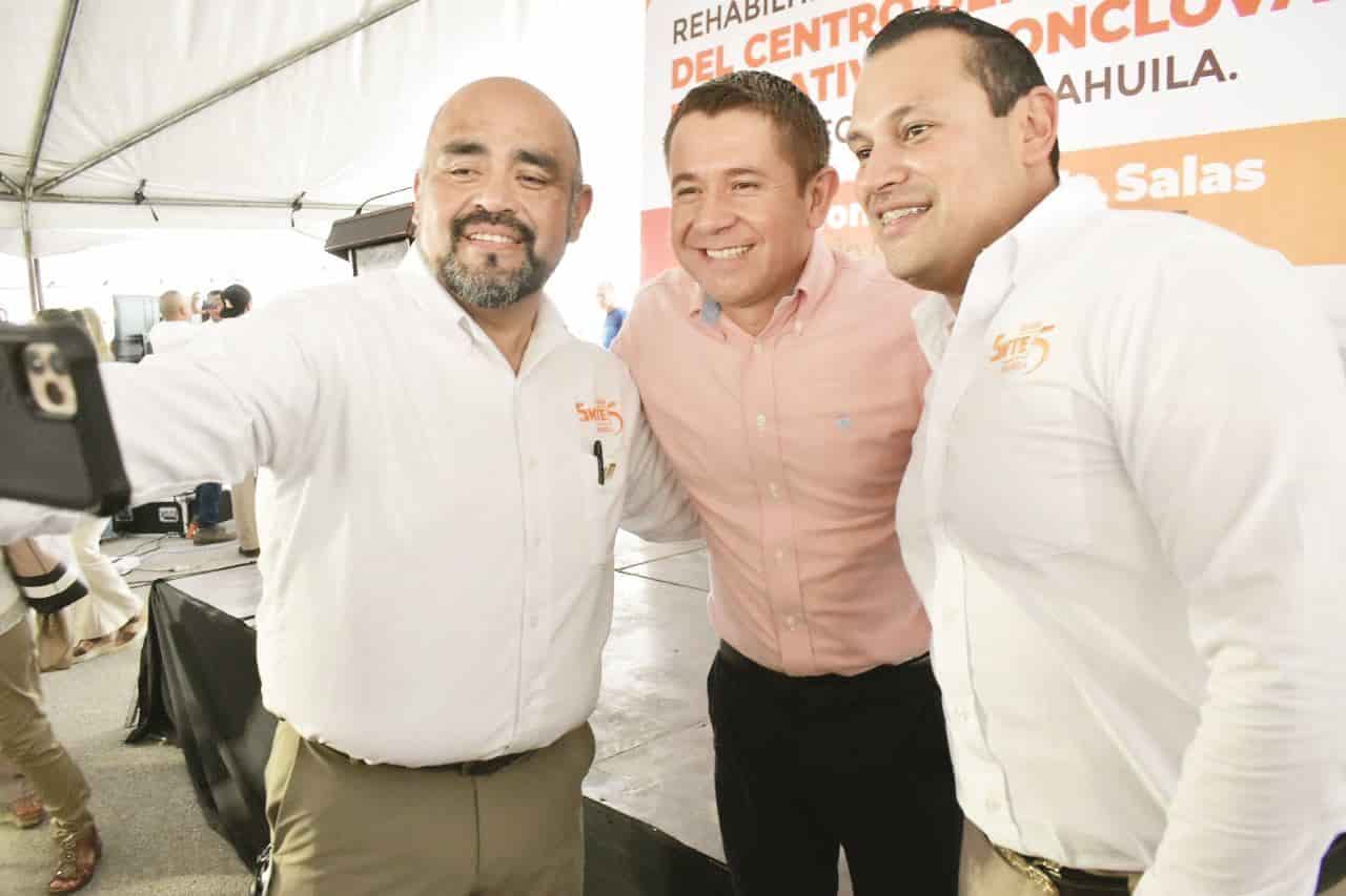 Acompaña Hugo a líderes sindicales