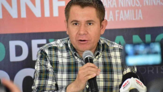 Convoca Hugo a cursos de verano