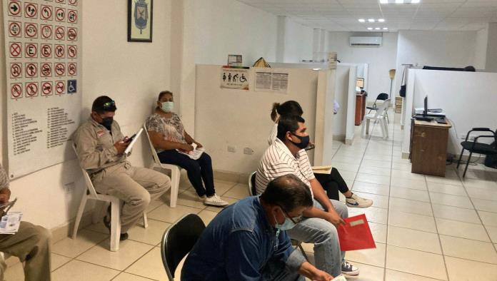 Crece 50%; al alza solicitantes de licencia de conducir