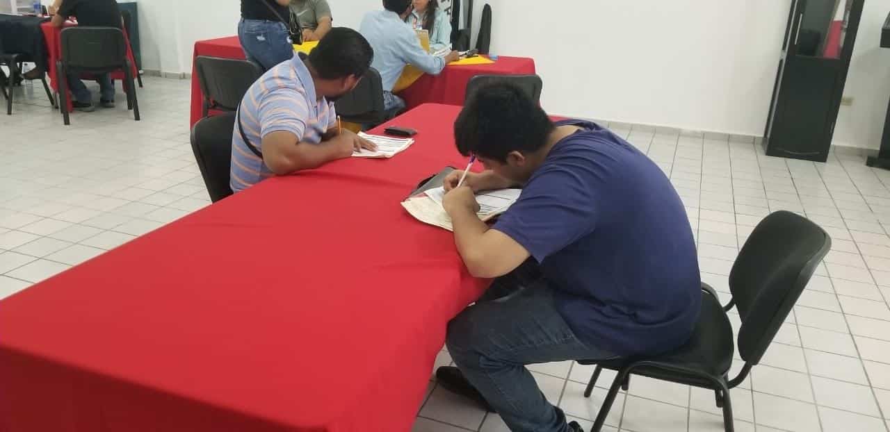 Realizan jornada de contratación; ofertan 250 vacantes