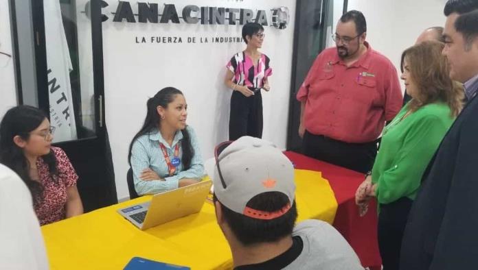 Realizan jornada de contratación; ofertan 250 vacantes