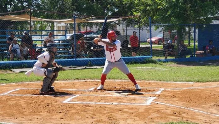 Yankees presiona por la cima