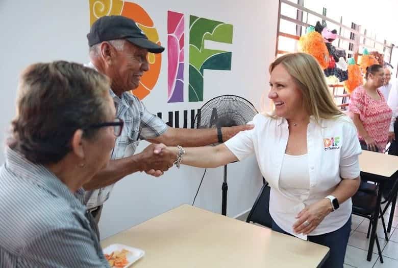 Alimentan a 5.7 millones de abuelitos