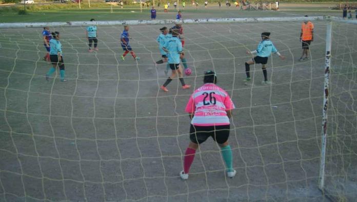 En el futbol 7 femenil