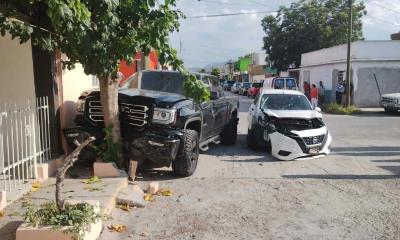 Provoca paisano choque en la Mayo