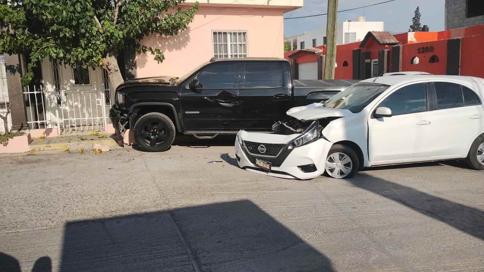 Provoca paisano choque en la Mayo