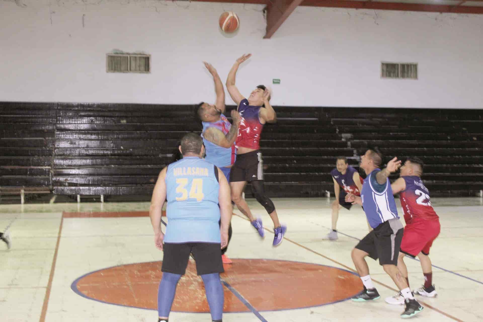 Avanzan las acciones de basquetbol