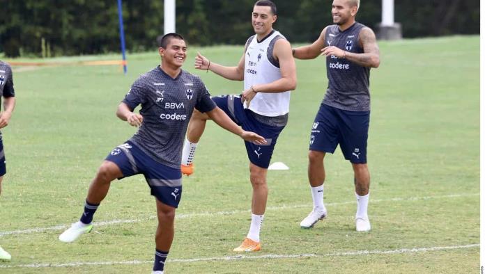 Celso sale tocado de entrenamiento de Rayados 