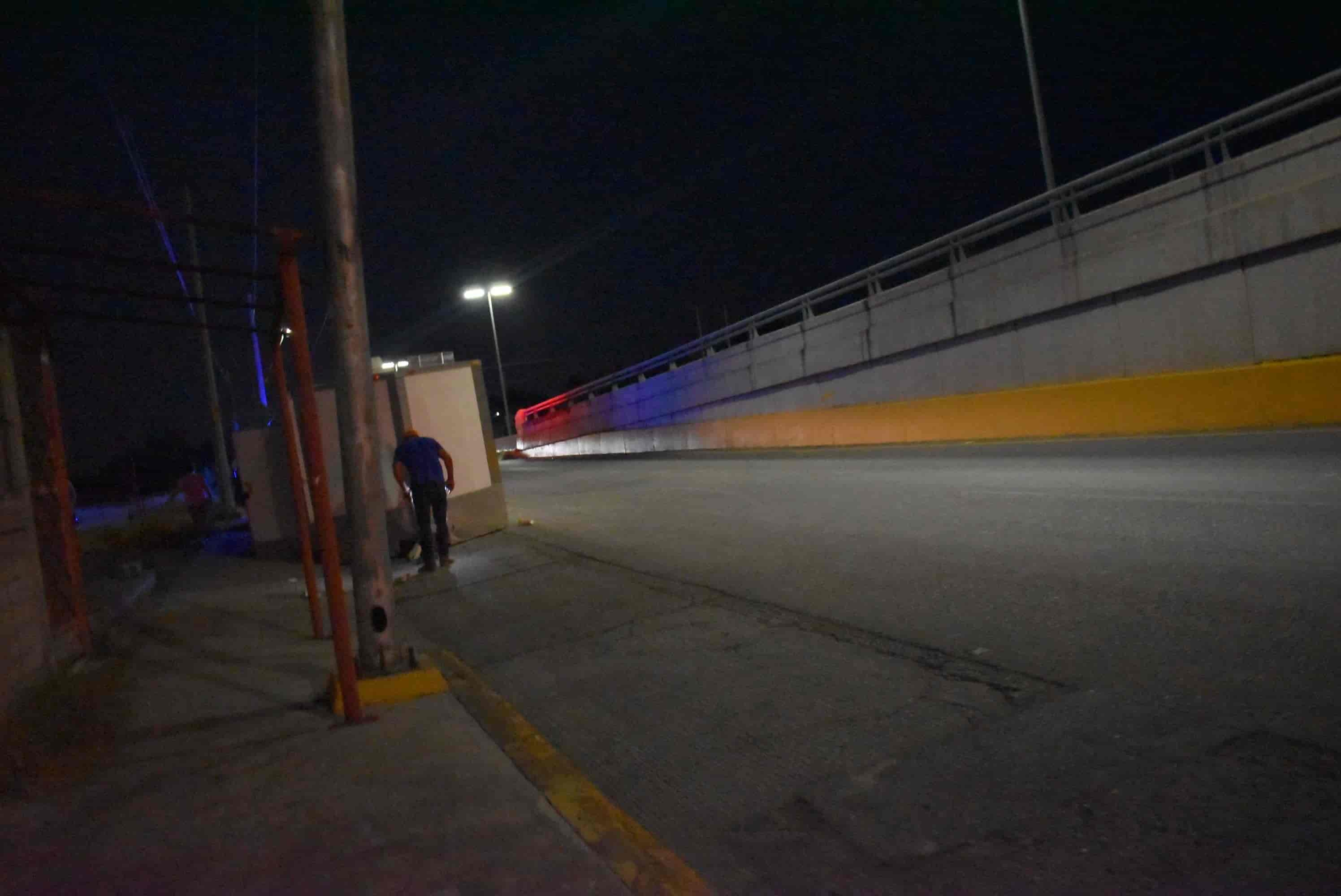 Desgracia camionetas con autos de carreras