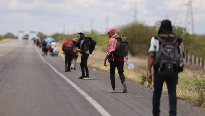 Continúan llegando migrantes a esta frontera