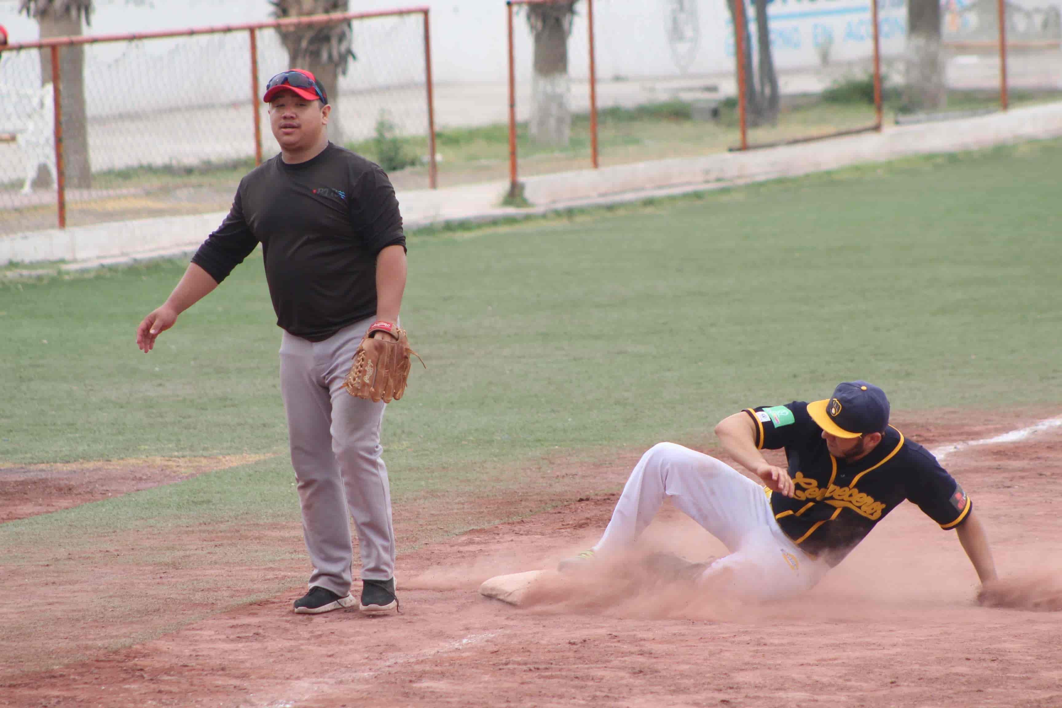 Mustangs arrolló a los Red Sox