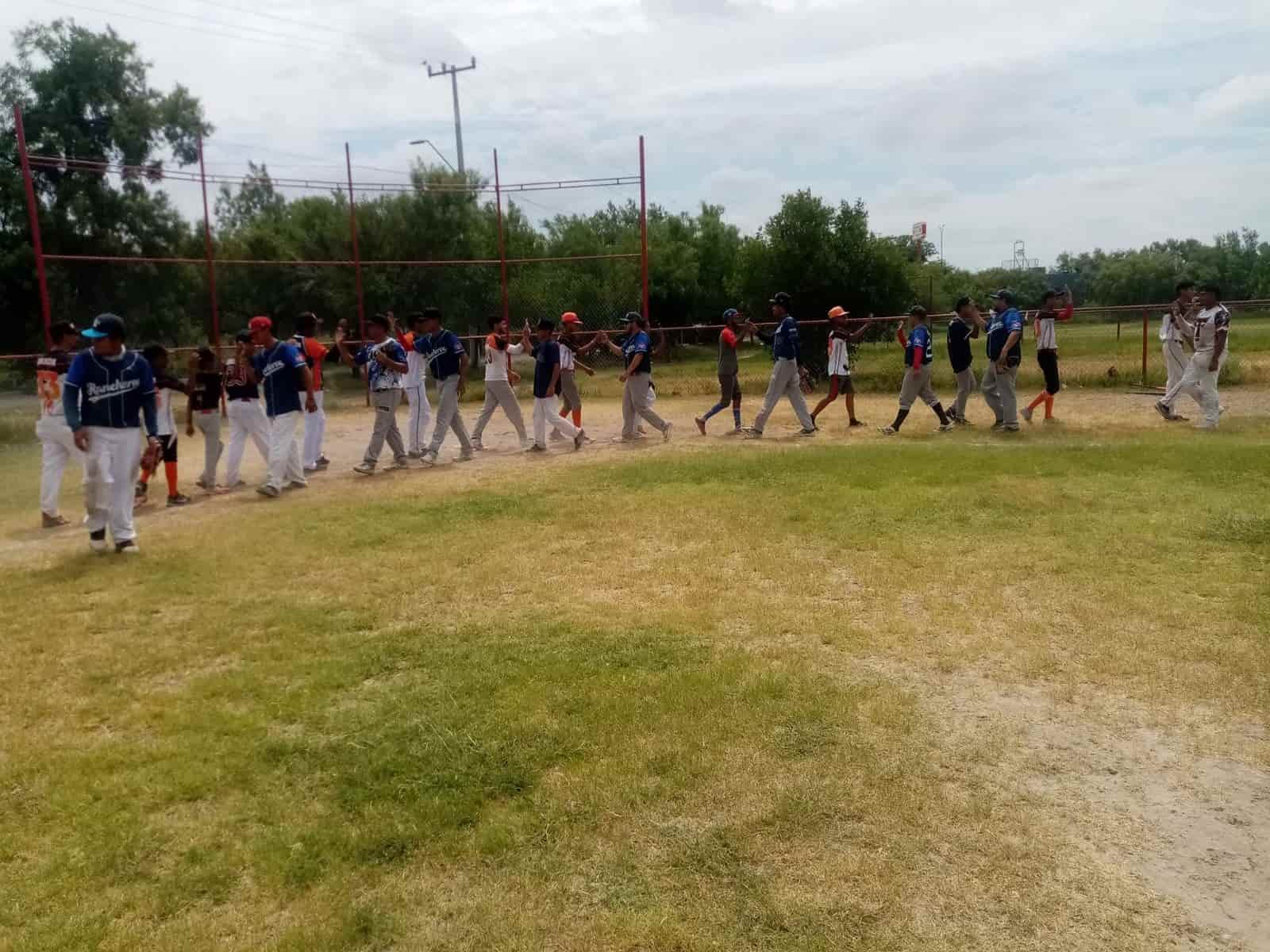 En la jornada de béisbol intercolonial