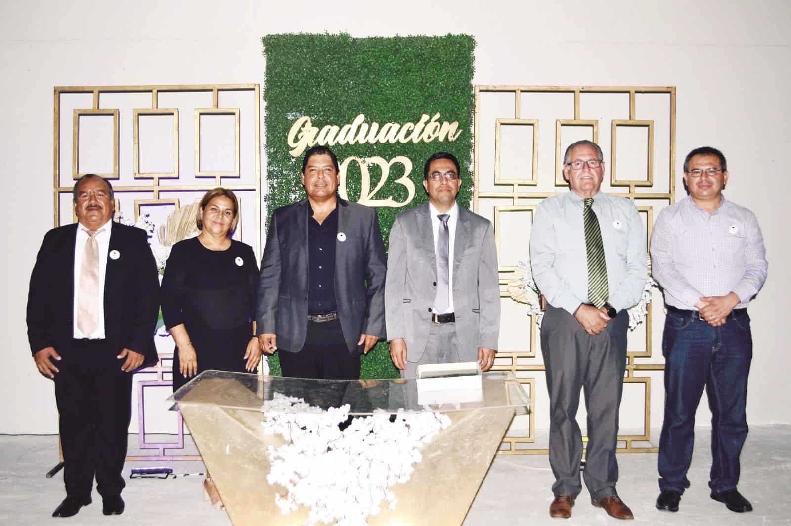 Felicita Beto a Graduados