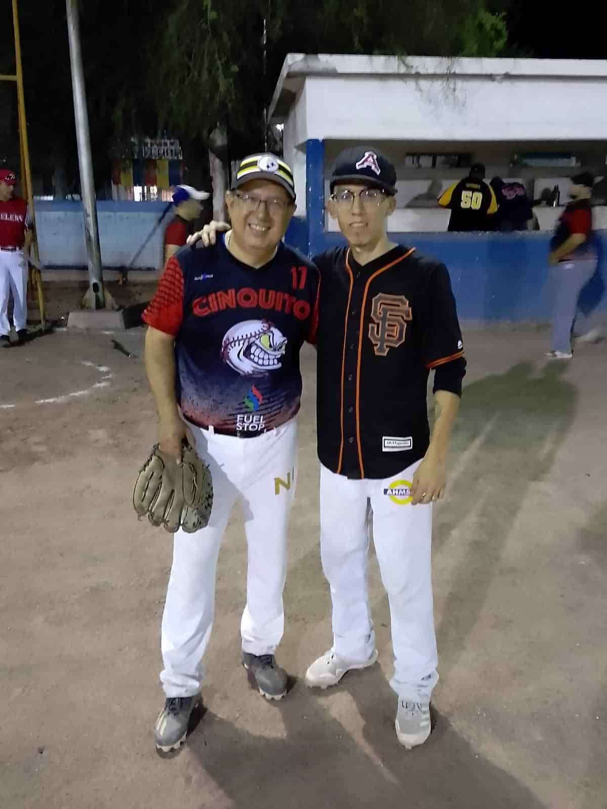 Cinquito con el pie derecho