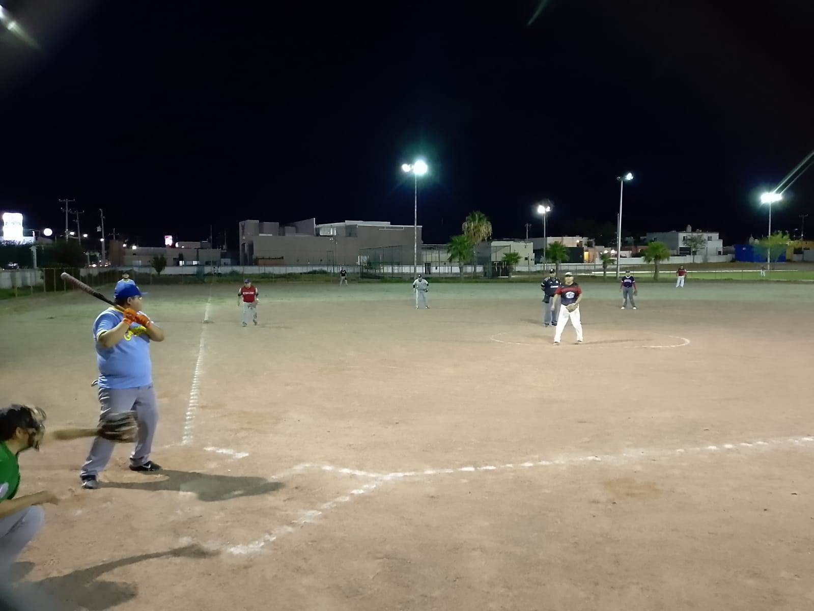 Cinquito con el pie derecho