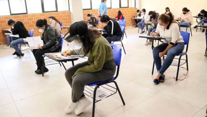 Aumenta interés por prepa abierta