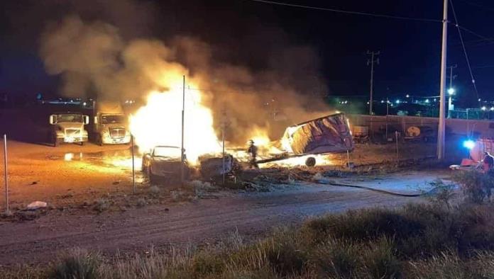 Carambola en la 57 termina con 3 autos en llamas
