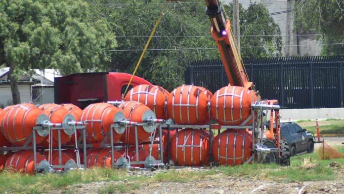 Adelantan la instalación de muro flotante en el Bravo
