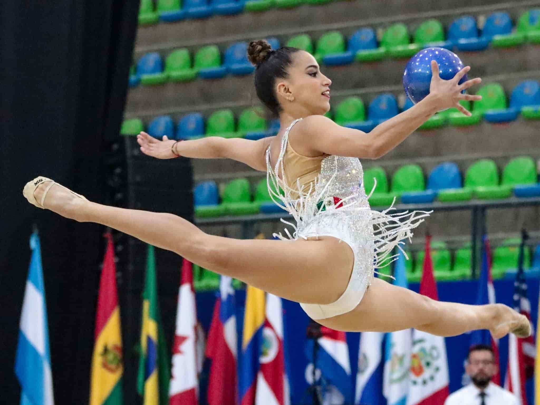 Marina Malpica arrasa en la gimnasia con cinco medallas de oro