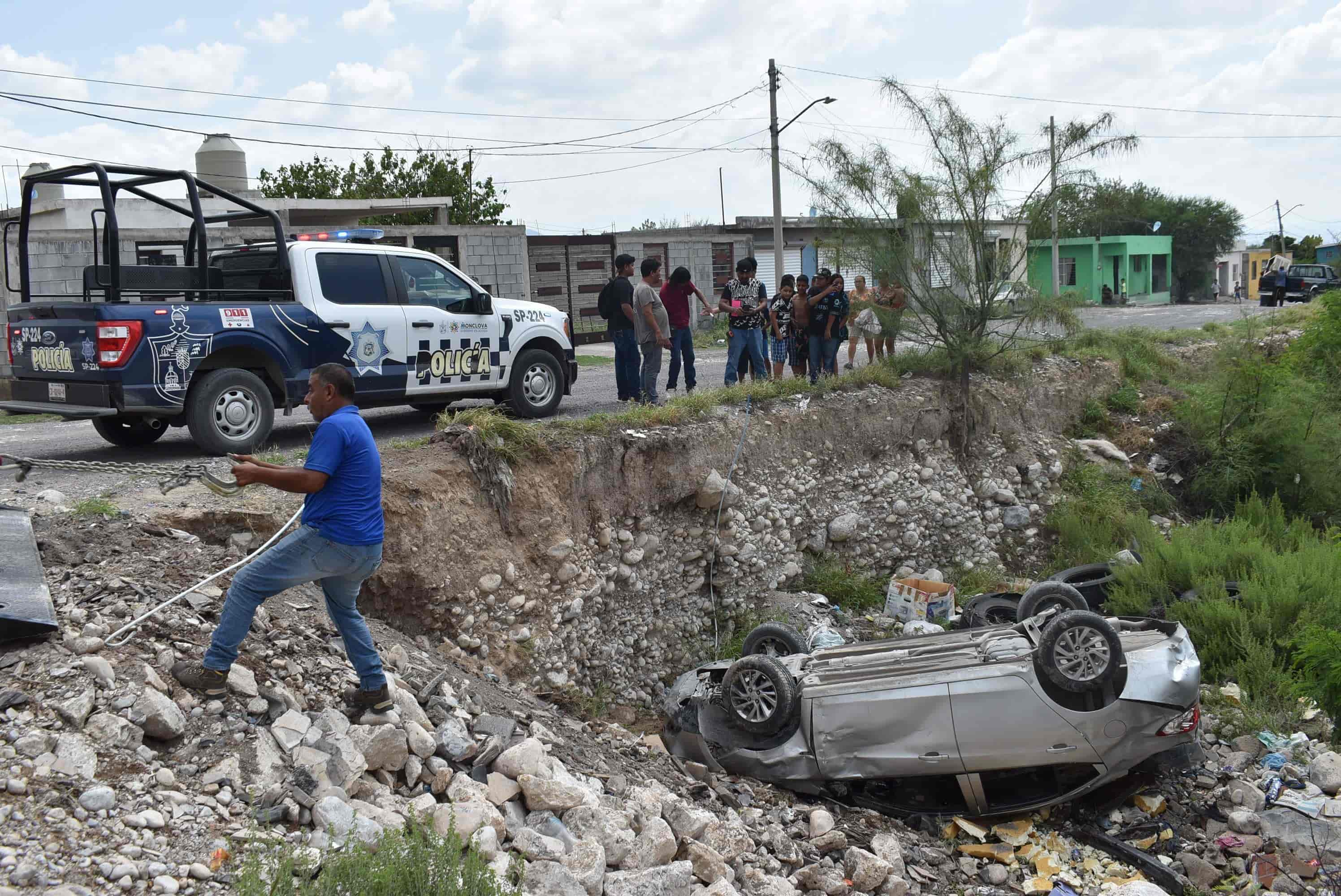 ‘Se va caer, se va a caer… se cayó