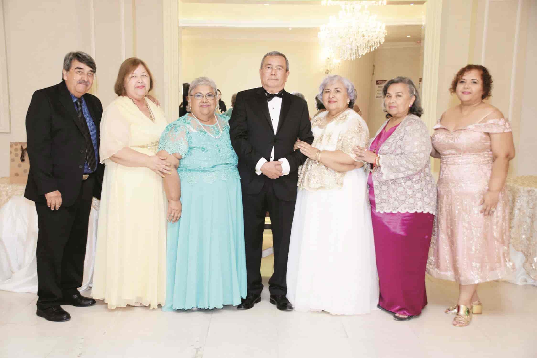 Candelaria y Jesús celebran Bodas de oro