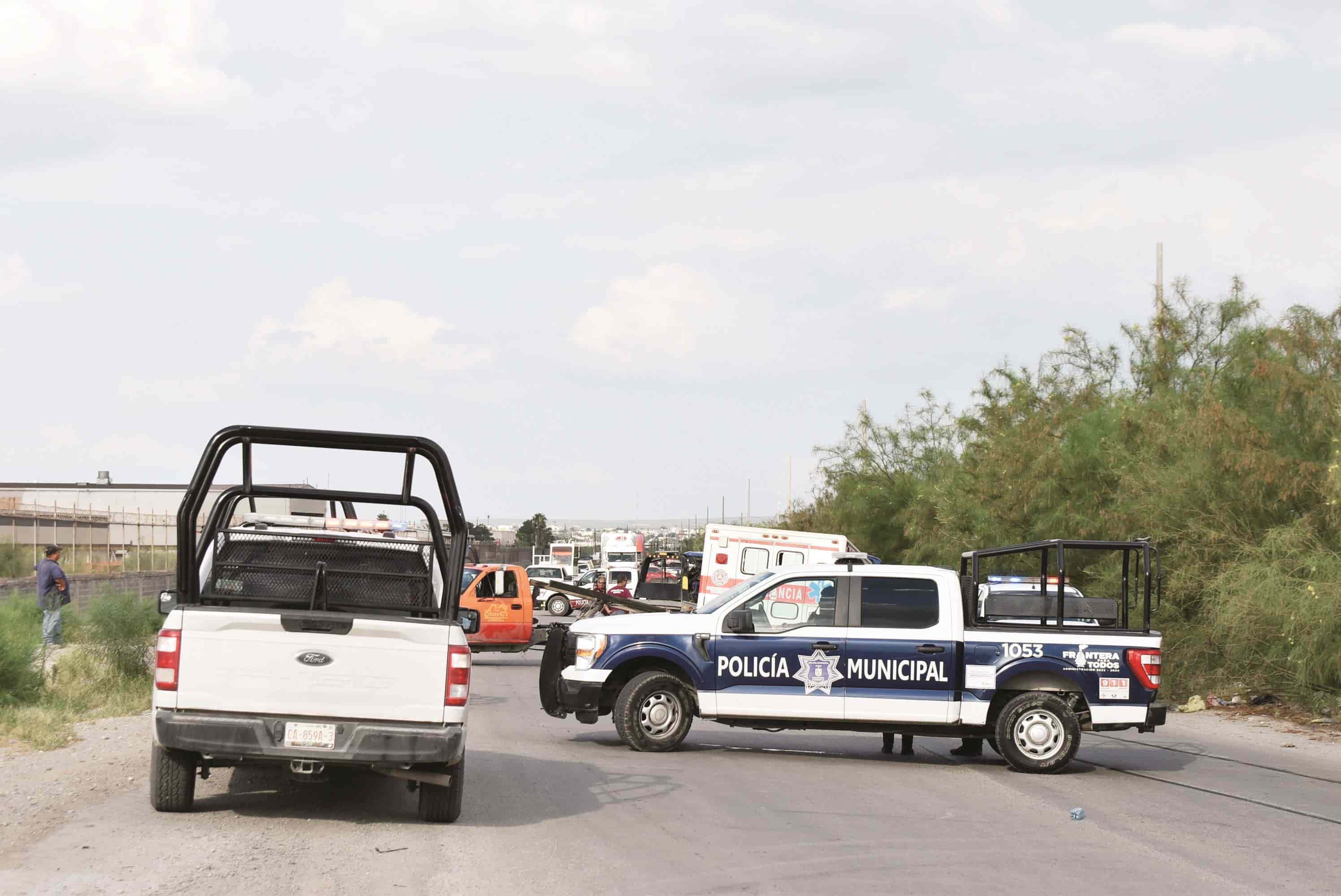 Embiste cafre a ambulancia y Abandona a niño de 5 años.