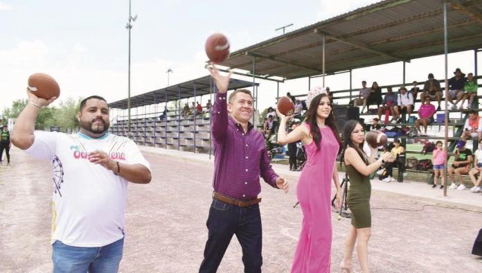 Inaugura Lozano San Buena Bowl