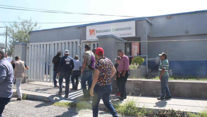 Demandarán a AHMSA empleados de confianza