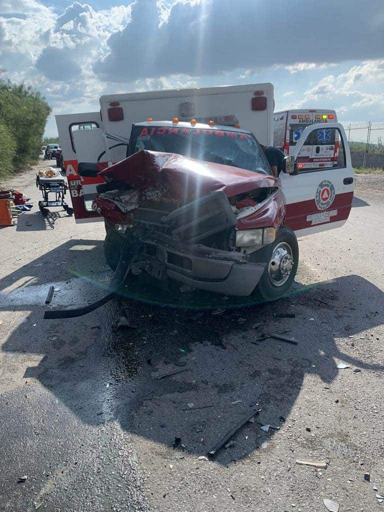 Queda inservible ambulancia de Protección Civil