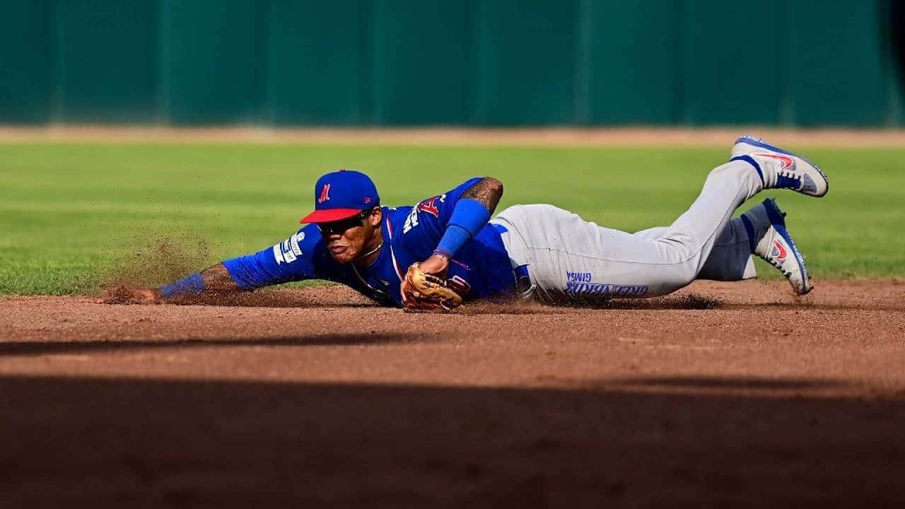 No se descarta a Addison Russell