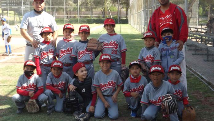 Paliza de Diablos a Sultanes