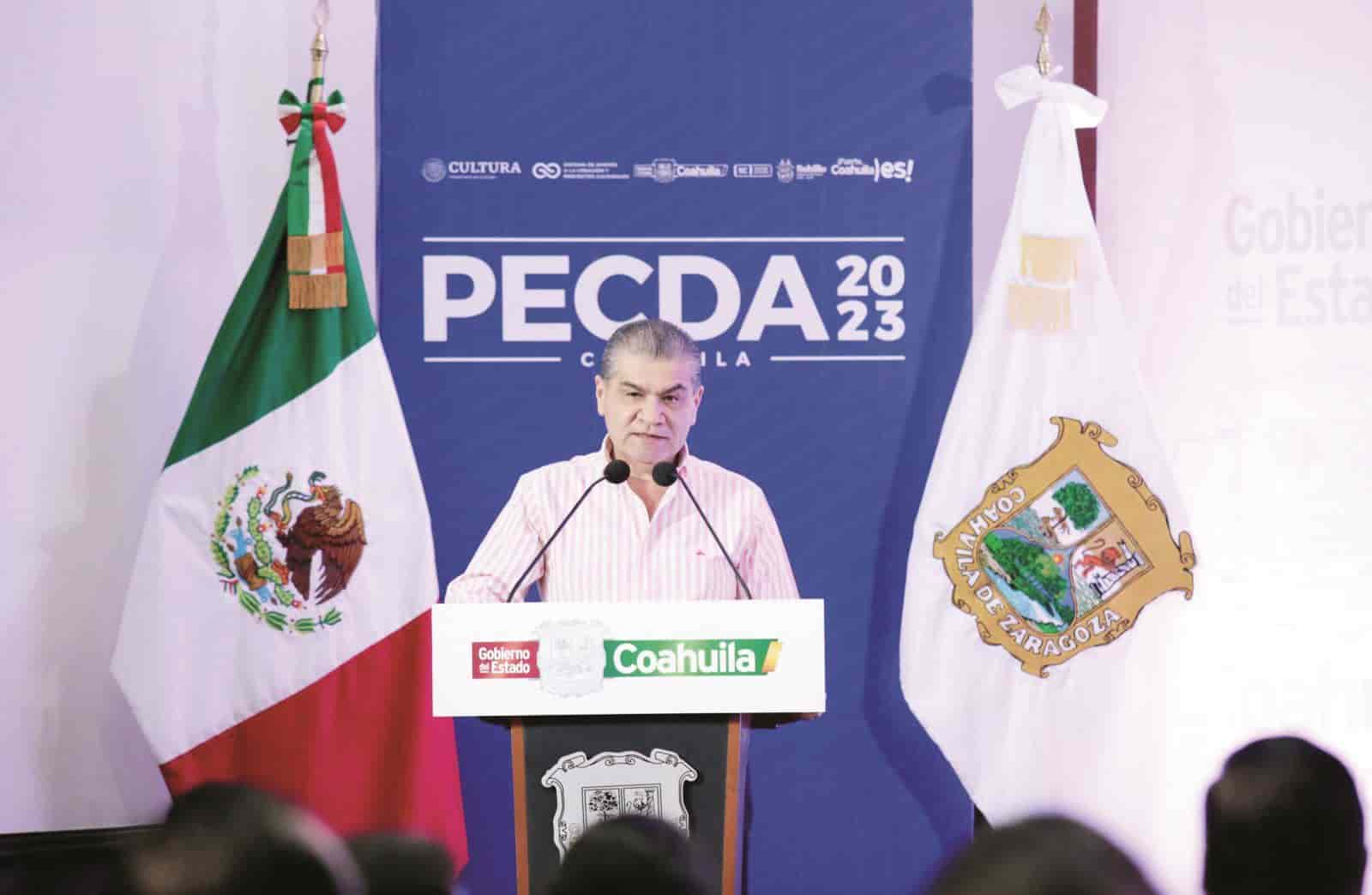 Entregan estímulos a ganadores del Pecda 2023