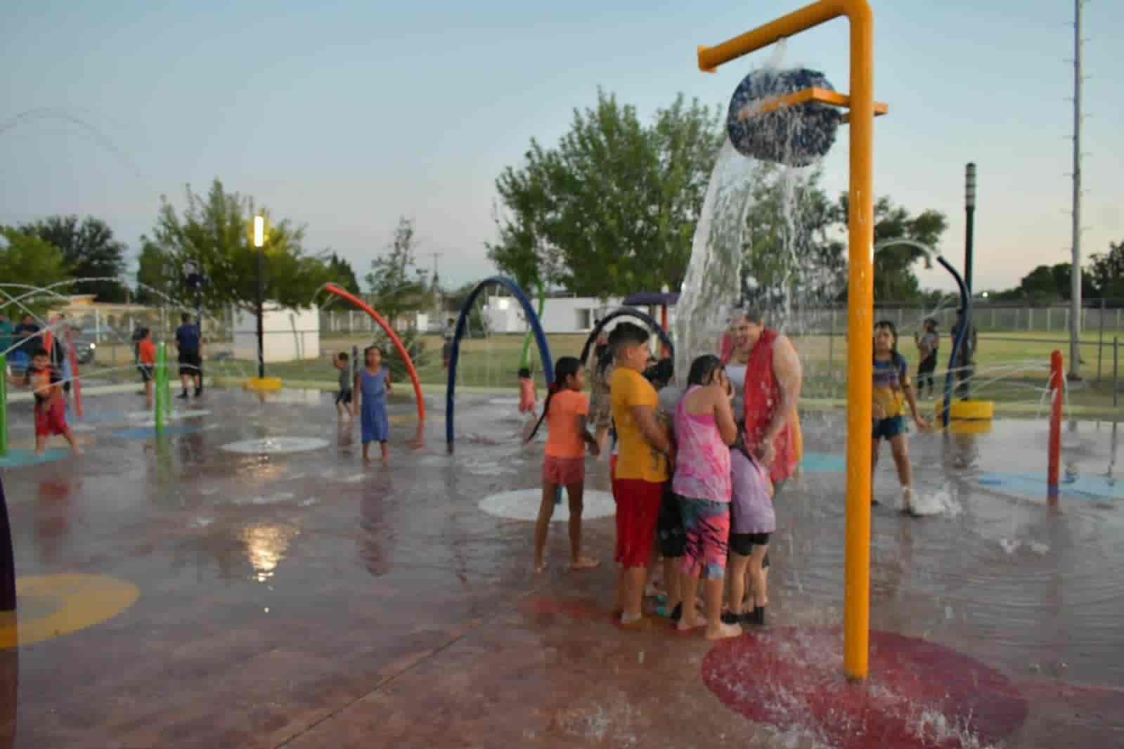 Abren parque acuático público para niños de Nava