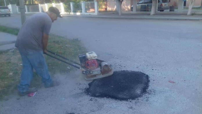 Mantienen programa de bacheo