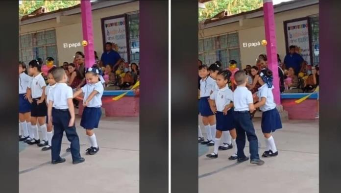 Papá ve a su pequeña hija bailando en su graduación y su reacción se hace viral