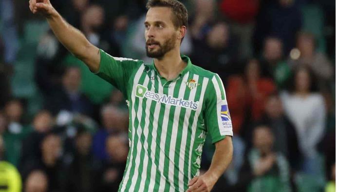 Sergio Canales viaja con Betis  a Inglaterra